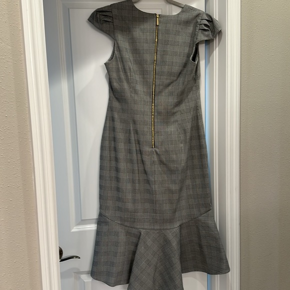 Calvin Klein - Picture 2 of 2